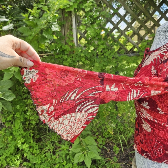 90s Red Floral Paisley Lace Bell Sleeved Fairycore Whimisgoth Style Top Small - Picture 2 of 10